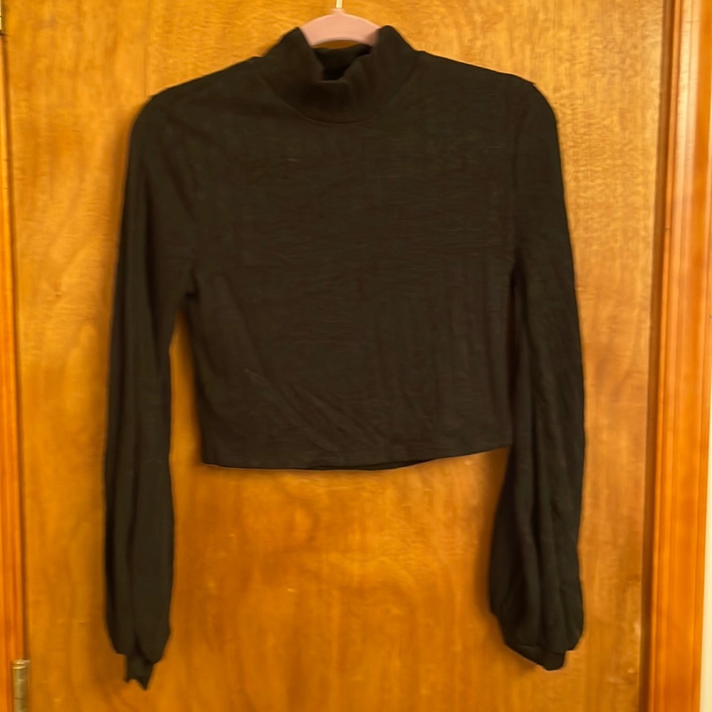 NWOT - crop top